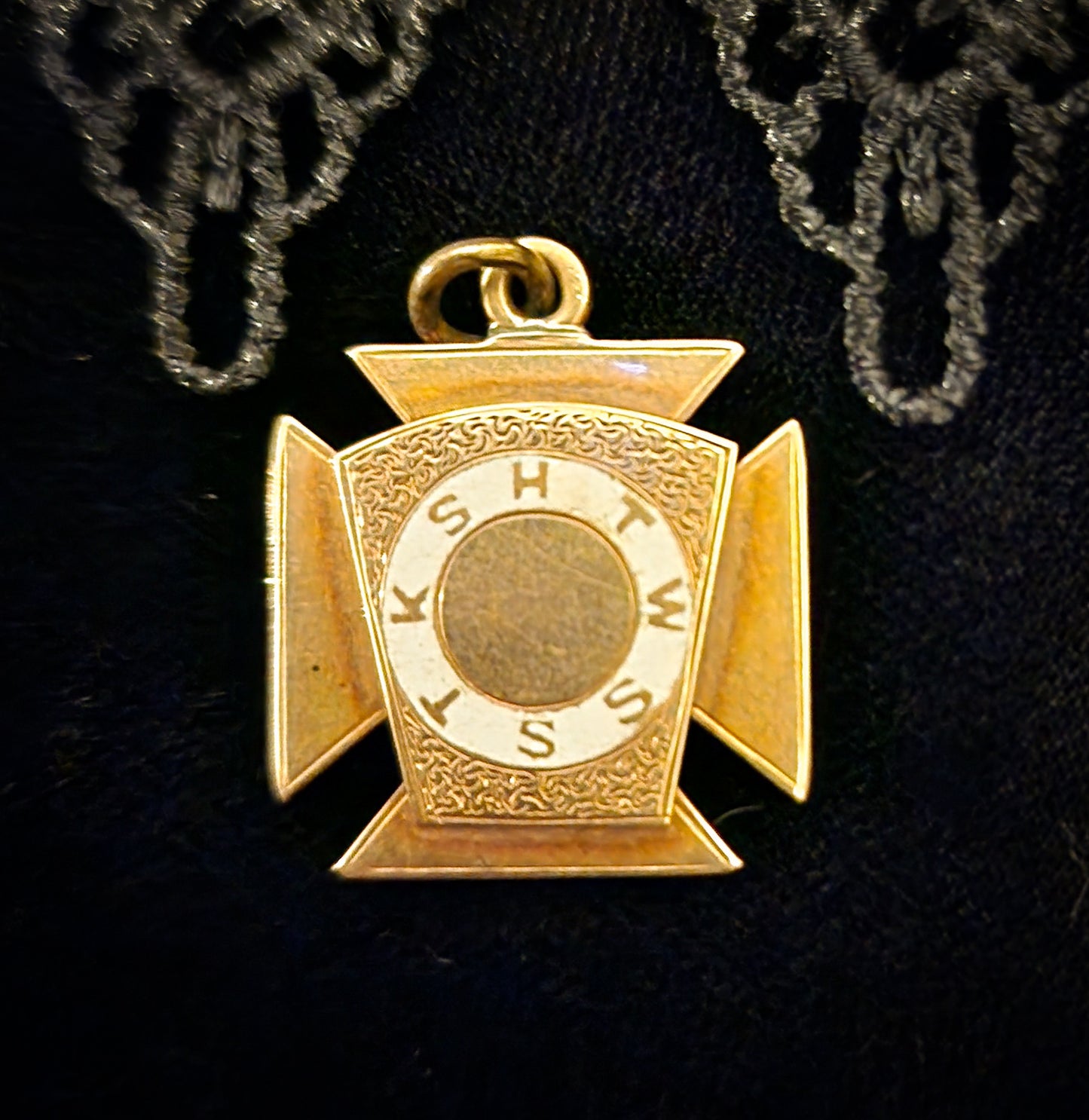 Vintage 14K Enamel 2-Sided Masonic Knights Templar Pendant