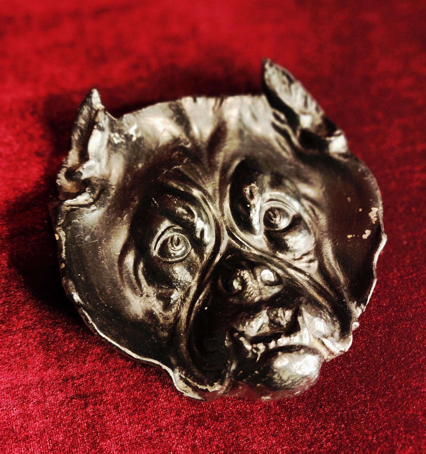 Vintage Cast Iron Bulldog Tray