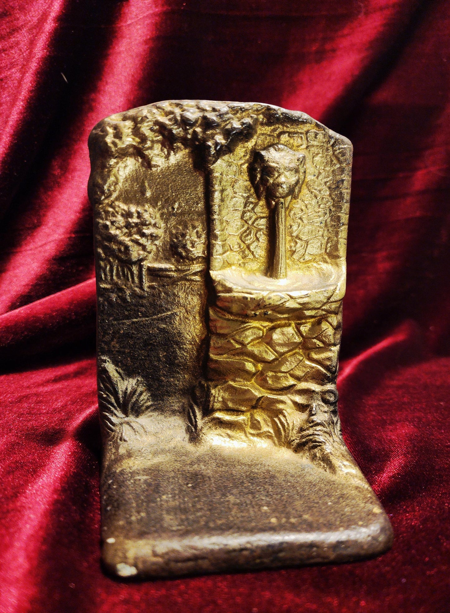 1920's Lion Head Fountain Book End