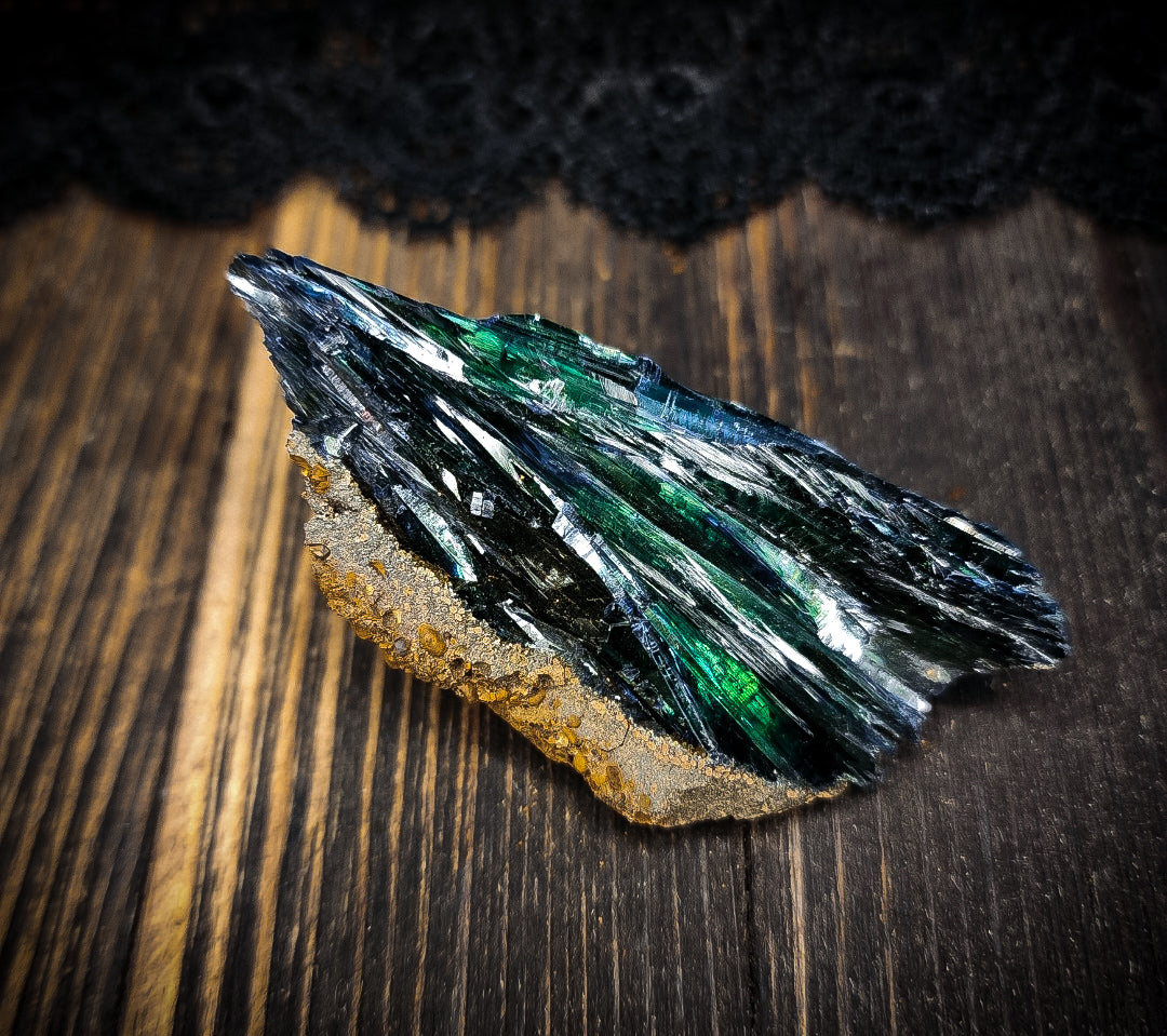 Vivianite, Corpse Crystal Mineral