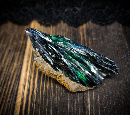 Vivianite, Corpse Crystal Mineral
