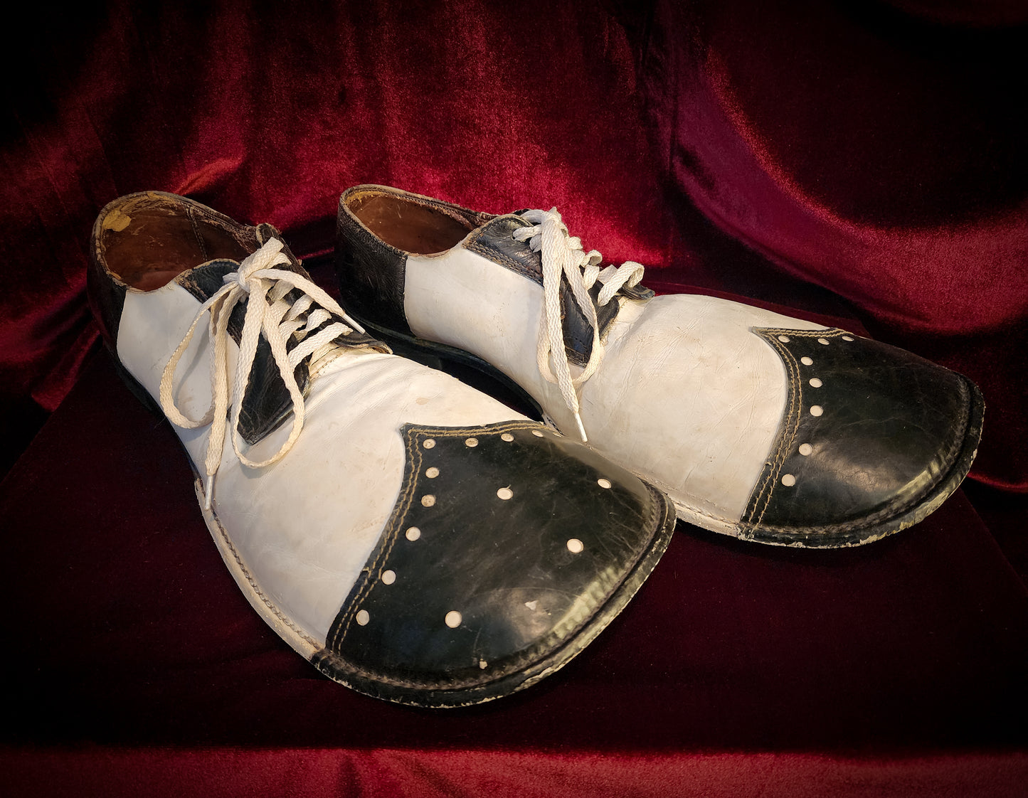 Vintage Jumbo Wingtip Clown Shoes