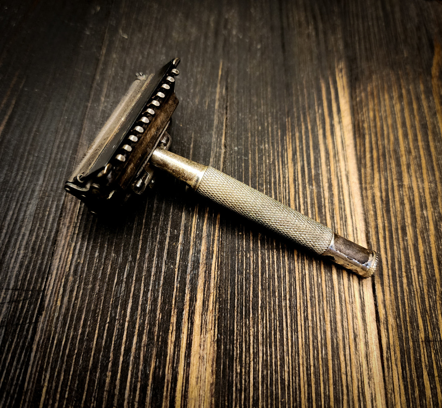 Vintage 1930's Razor With Case
