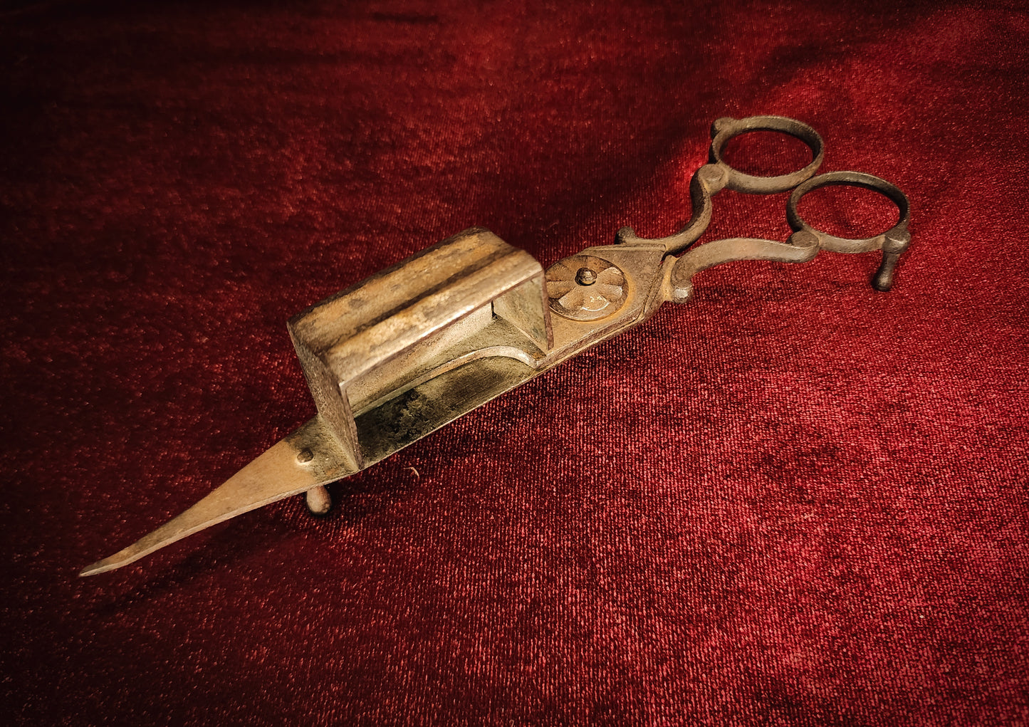 Antique Candle Wick Scissors